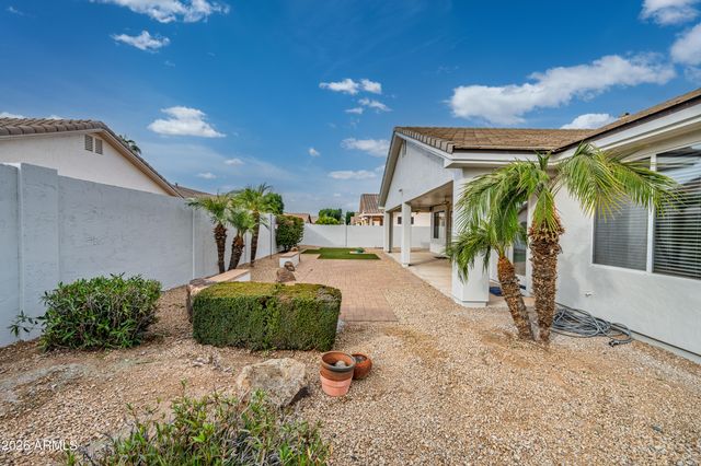 1695 E MONTEREY Street, Chandler, AZ 85225