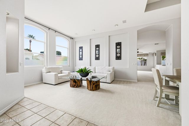 1695 E MONTEREY Street, Chandler, AZ 85225