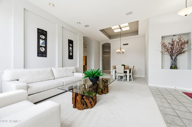 1695 E MONTEREY Street, Chandler, AZ 85225