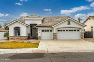 1695 E MONTEREY Street, Chandler, AZ 85225