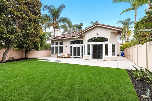 1702 Blackbird Circle, Carlsbad, CA 92011
