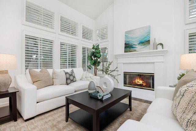 1702 Blackbird Circle, Carlsbad, CA 92011