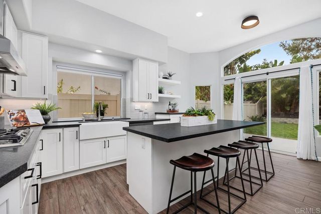 1702 Blackbird Circle, Carlsbad, CA 92011