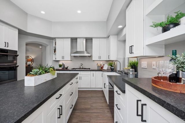 1702 Blackbird Circle, Carlsbad, CA 92011