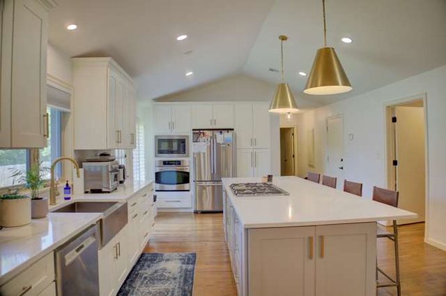 3248 Delaware Place, Tulsa, OK 74105