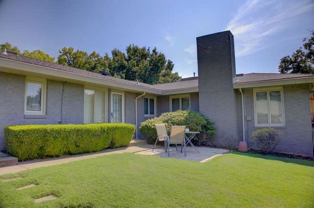 3248 Delaware Place, Tulsa, OK 74105