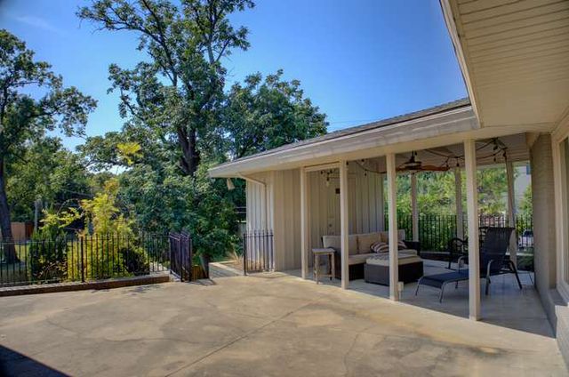 3248 Delaware Place, Tulsa, OK 74105