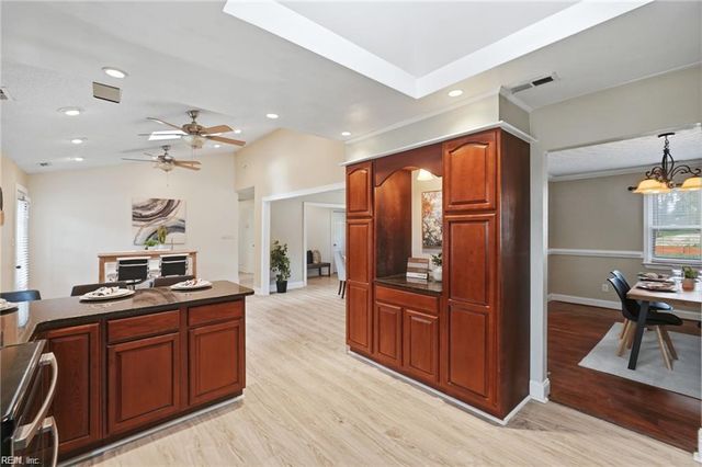 1145 Sunlight DR, Chesapeake, VA 23322