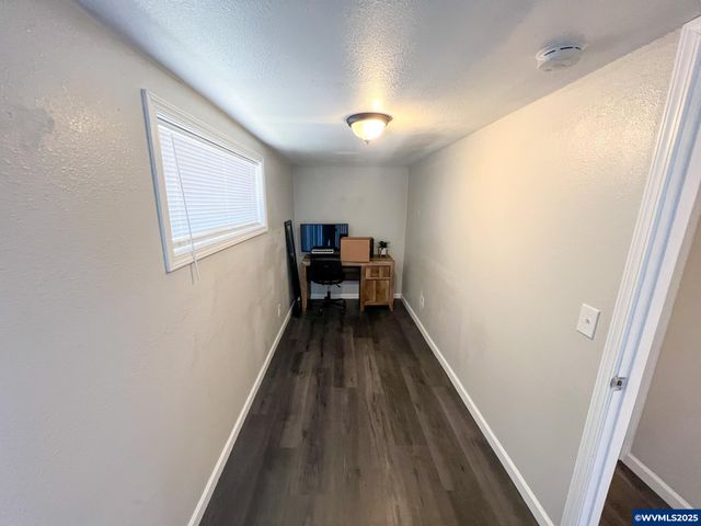 10901 SE Powell (#33) Bl 33, Portland, OR 97266