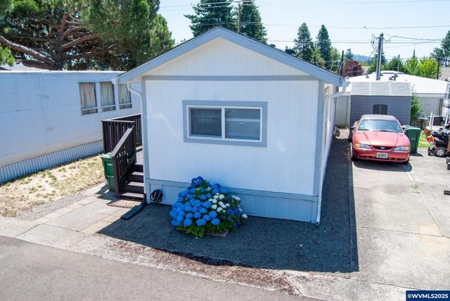 10901 SE Powell (#33) Bl 33, Portland, OR 97266