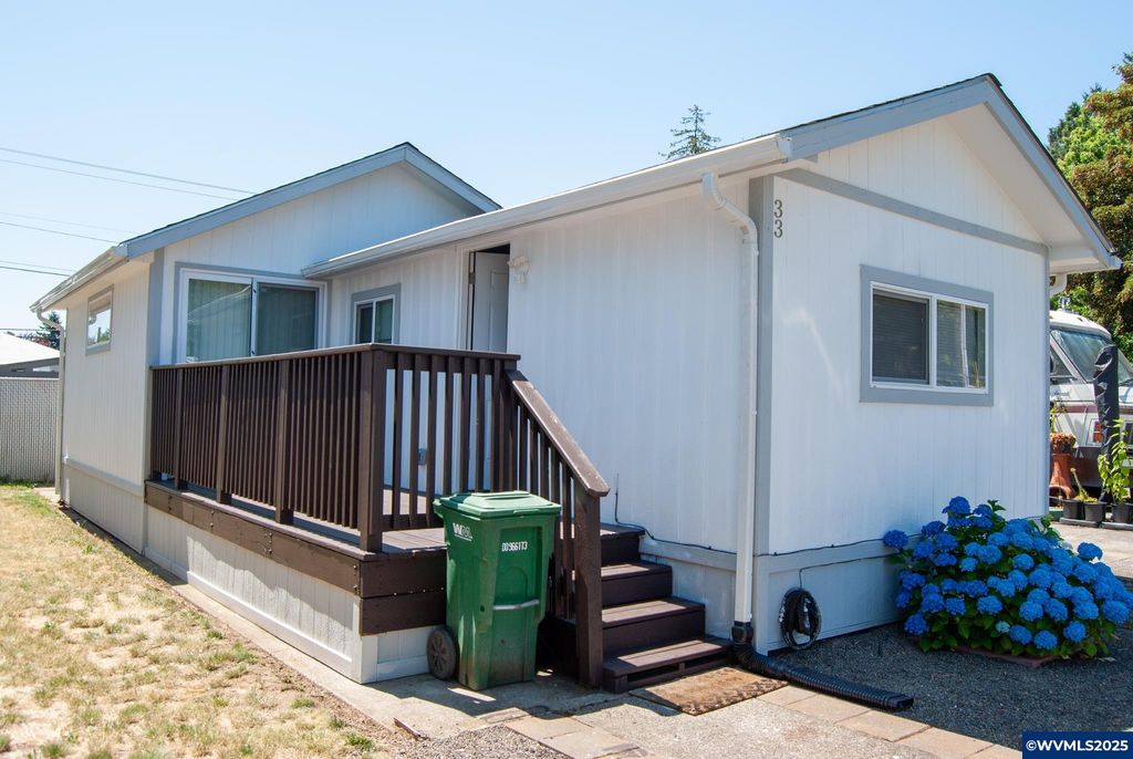 10901 SE Powell (#33) Bl 33, Portland, OR 97266