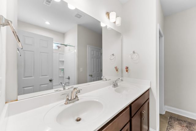 5002 Turquoise Ln, Murfreesboro, TN 37129