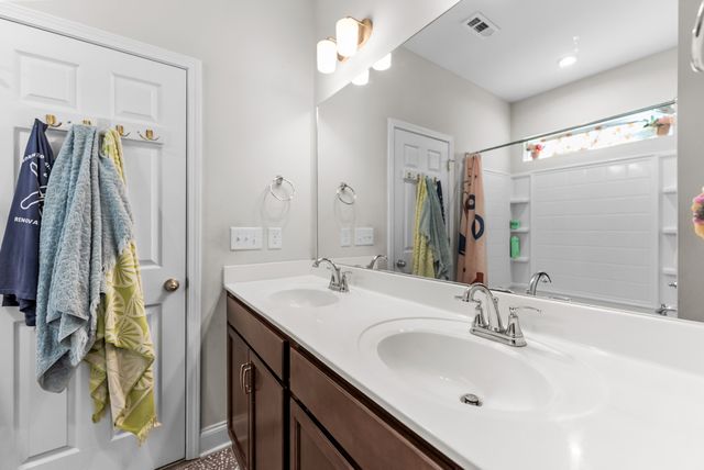 5002 Turquoise Ln, Murfreesboro, TN 37129