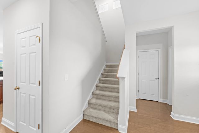 5002 Turquoise Ln, Murfreesboro, TN 37129