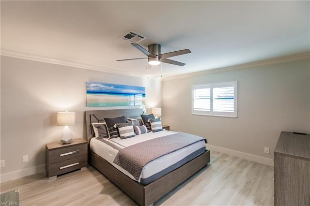 668 104th AVE N, Naples, FL 34108