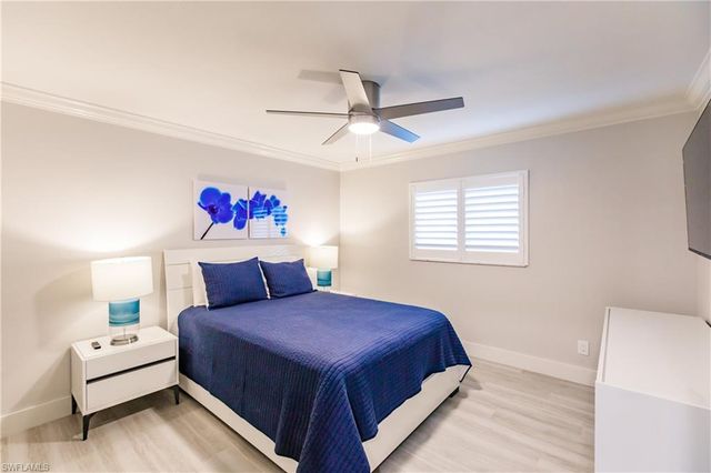 668 104th AVE N, Naples, FL 34108