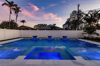 668 104th AVE N, Naples, FL 34108