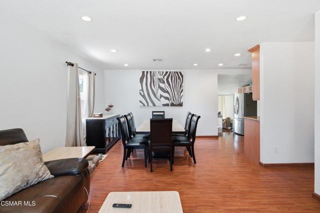 6642 Teesdale Avenue, North Hollywood, CA 91606