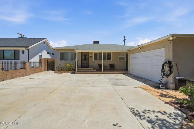 6642 Teesdale Avenue, North Hollywood, CA 91606
