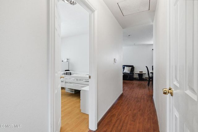 6642 Teesdale Avenue, North Hollywood, CA 91606