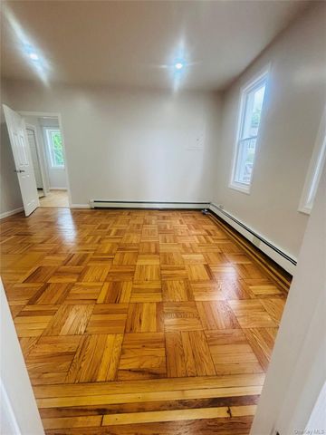 284 Somerville Place 1, Yonkers, NY 10703
