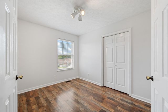 124 Jesse Brown Dr, Goodlettsville, TN 37072