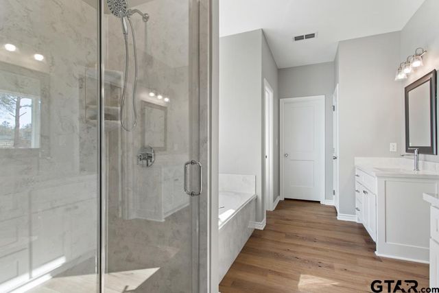 17212 CR 479, Lindale, TX 75771