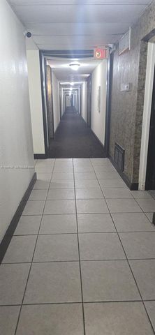 3680 Inverrary Dr 3M, Lauderhill, FL 33319