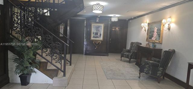 3680 Inverrary Dr 3M, Lauderhill, FL 33319