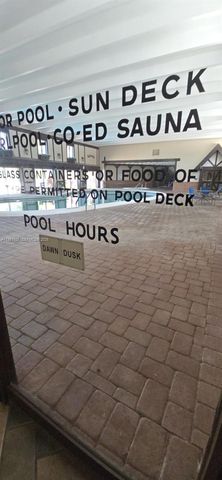 3680 Inverrary Dr 3M, Lauderhill, FL 33319