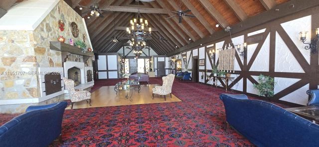 3680 Inverrary Dr 3M, Lauderhill, FL 33319