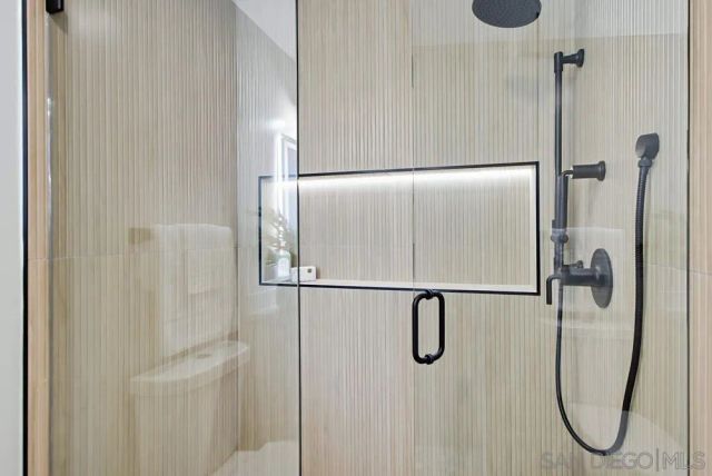 15220 Amalia St, San Diego, CA 92129