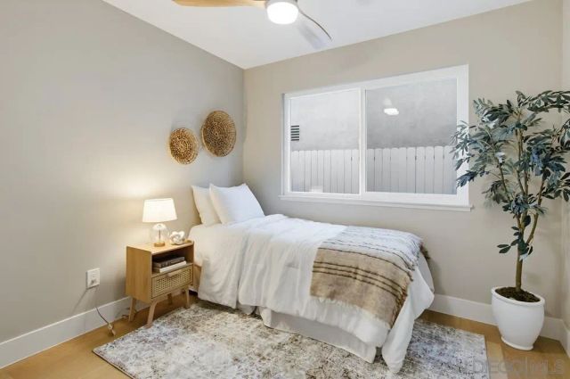 15220 Amalia St, San Diego, CA 92129