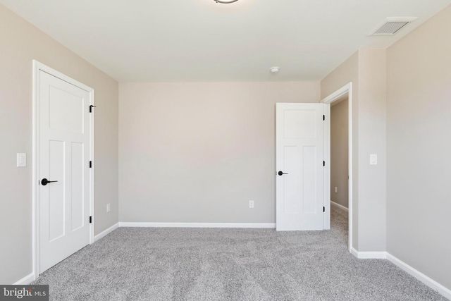 1178 S SPRING RD, Vineland, NJ 08361