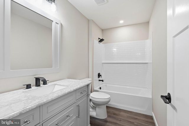 1178 S SPRING RD, Vineland, NJ 08361