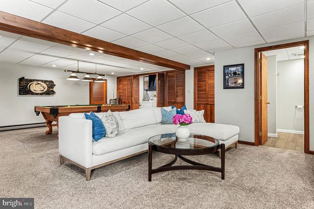 61 APPLEWOOD LN, Boyertown, PA 19512