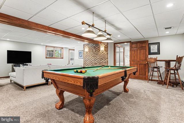 61 APPLEWOOD LN, Boyertown, PA 19512