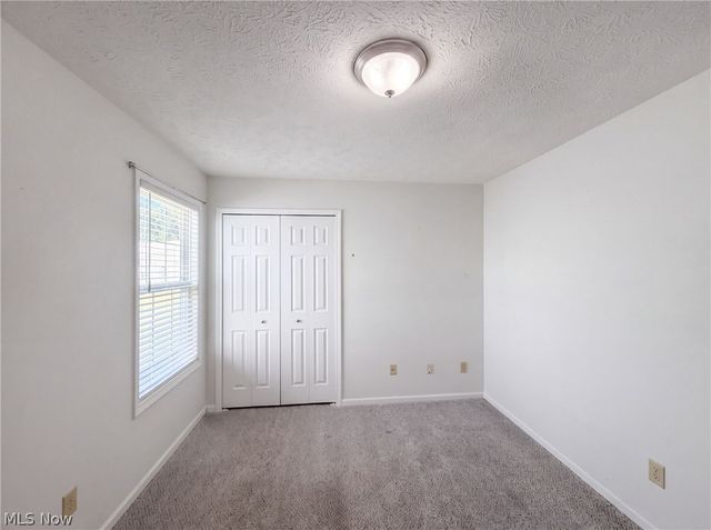 159 Prestwyck Lane, Elyria, OH 44035