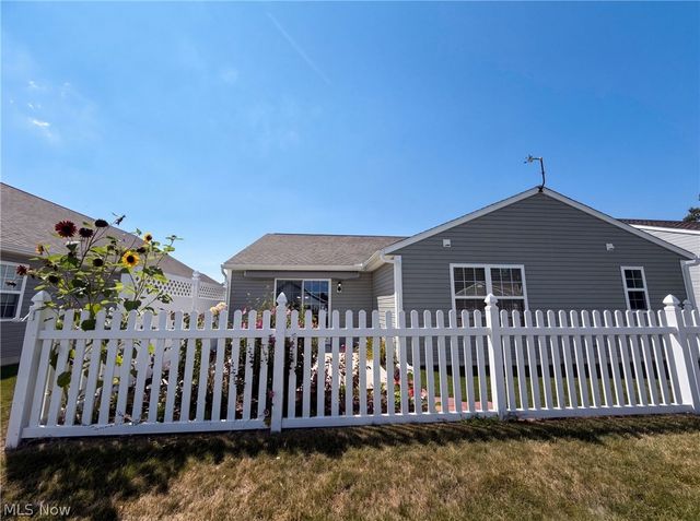 159 Prestwyck Lane, Elyria, OH 44035