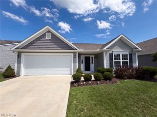 159 Prestwyck Lane, Elyria, OH 44035