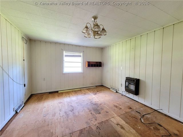 233 Morris Avenue, Pratt, WV 25162