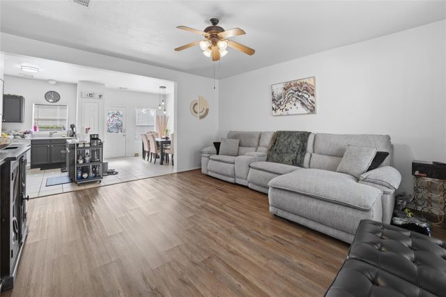 2126 Village Crossing Trail, Spring, TX 77373