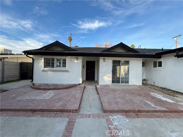 19351 Strathern, Reseda (los Angeles), CA 91335