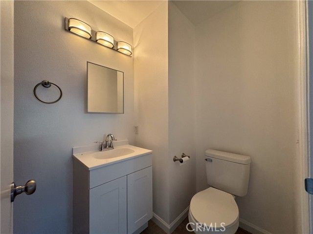 19351 Strathern, Reseda (los Angeles), CA 91335