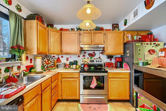 2513 PITTLAND LN, Bowie, MD 20716