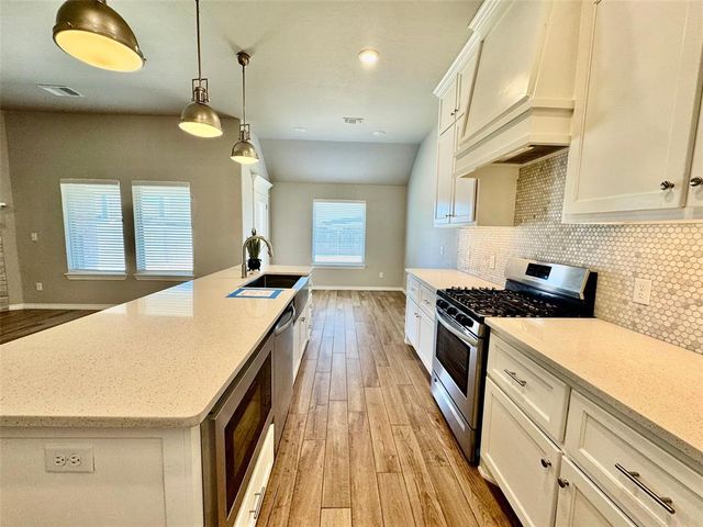 12112 Ava Grace Lane, Yukon, OK 73099