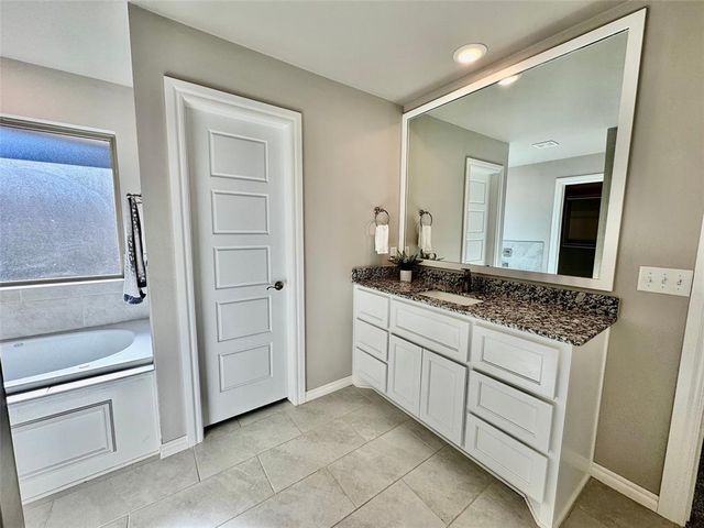 12112 Ava Grace Lane, Yukon, OK 73099