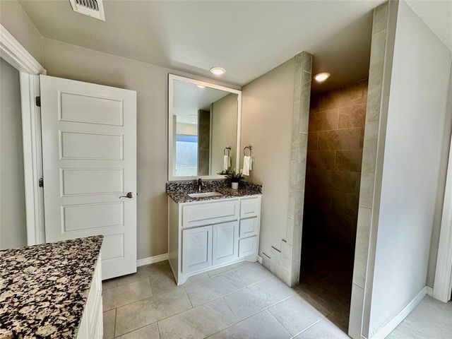 12112 Ava Grace Lane, Yukon, OK 73099