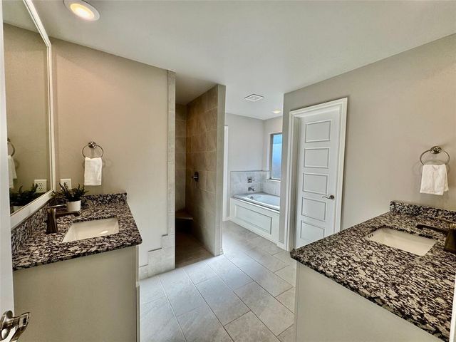 12112 Ava Grace Lane, Yukon, OK 73099