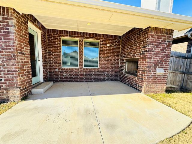 12112 Ava Grace Lane, Yukon, OK 73099